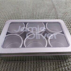 aluminum tin w 6 lidded containers